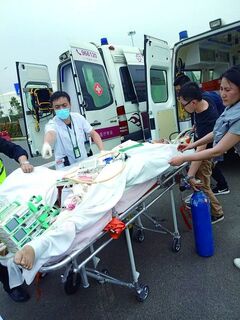 锡林郭勒120救护车租车服务患者快速就诊,按公里收费 相关图片