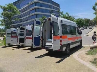佛山跨省救护车转运病人,长途救护车出租转运 相关图片