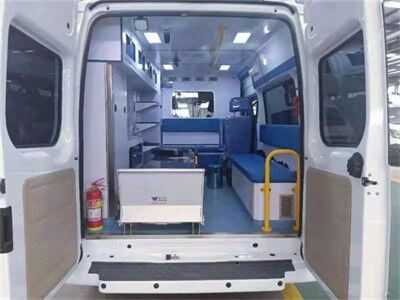 孝感汉川跨省救护车护送,病人转院用车出租 全天待命 相关图片