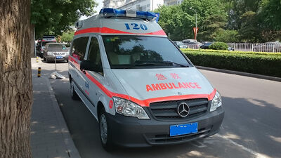 大理120救护车出租-病人转院救护车-负压救护车 相关图片